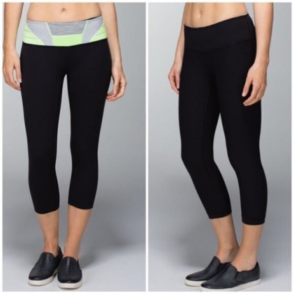 Lululemon Wunder Under Crop in Black & Quilt Spring 6 - Picture 1 of 9
